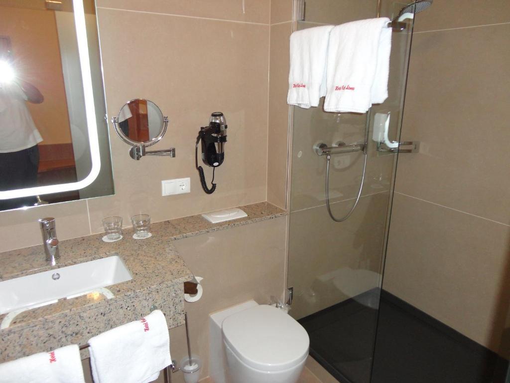 Hotel Cafe Lorenz ホーエネムス 部屋 写真